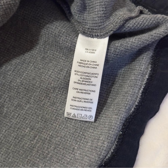 Michael Kors gray half-zip sweatshirt - Picture 4 of 8